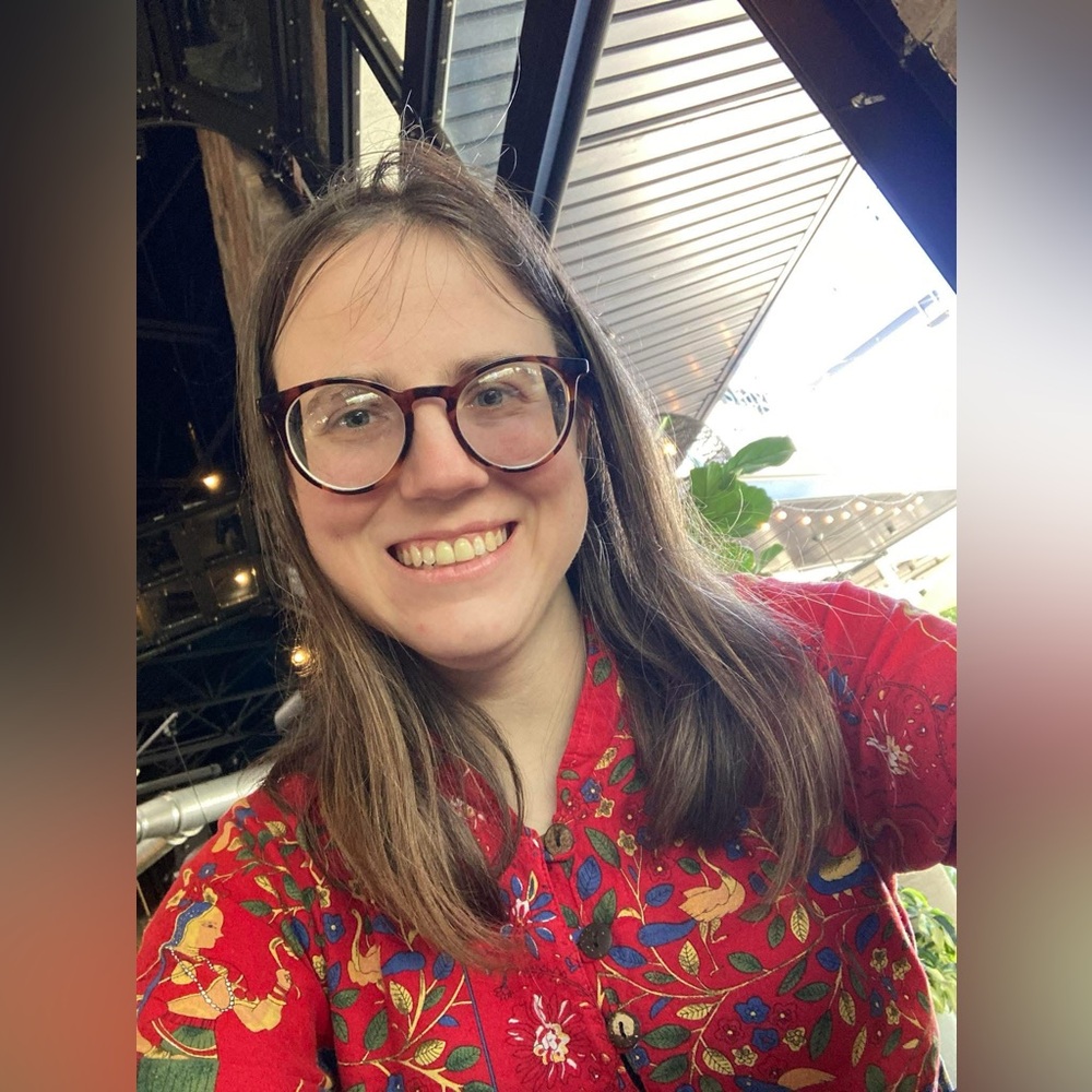 Meet your Posher, Lena